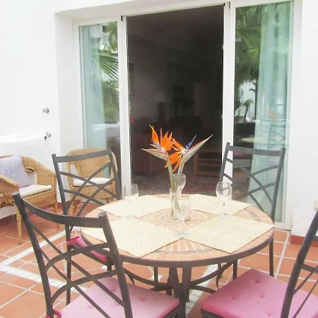 Jardines De Aldaba, Puerto Banus. *